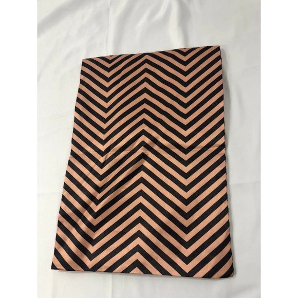 Authentic Mac Make Up Bag Case Storage Travel Case Bow Pink Vintage 13" x 9.3" - Picture 4 of 6